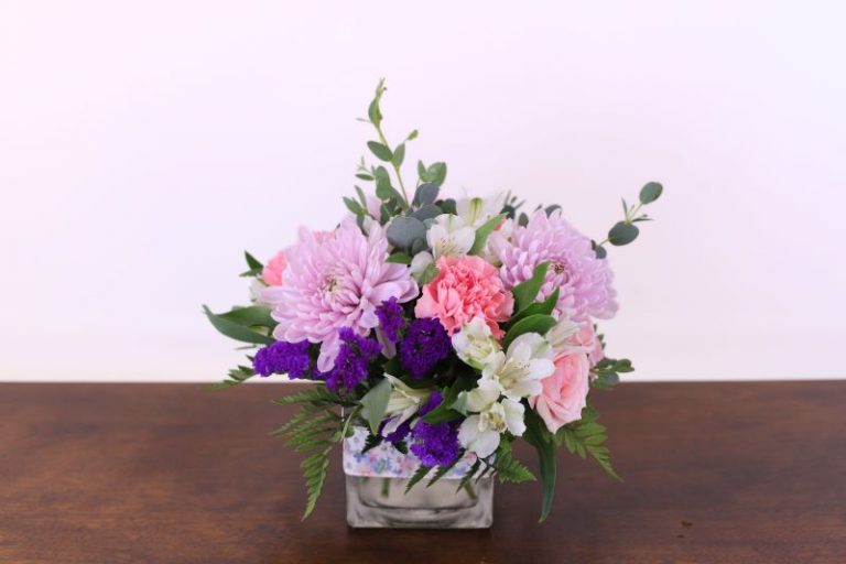 simple joy bouquet by studley’s detail image
